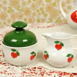 2点セット シュガーポット＆ミルクピッチャー りんご柄