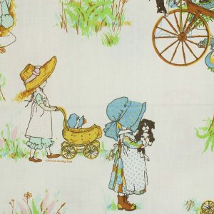 70*110 ホリーホビー  Holly Hobbie 少女 糸巻き