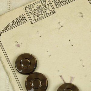 20mm ボタンシート 1枚8個 423