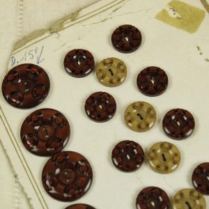 13mm 21mm ボタンシート 1枚24個 416