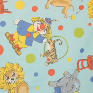 130*90 レトロ ポップ サーカス ピエロ 動物 水色