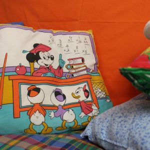 クッション ディズニー ミッキー  ヒューイ デューイ ルーイ スクー