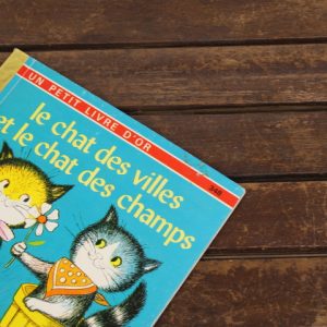 Le chat des villes et le chat des champs 都会のネコと田舎のネコ