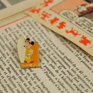 ミッキー サーフボード ピンバッジ ディズニー