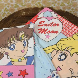 セーラームーン フランス 赤 花