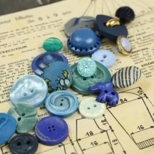 20個 青いボタンセット B
