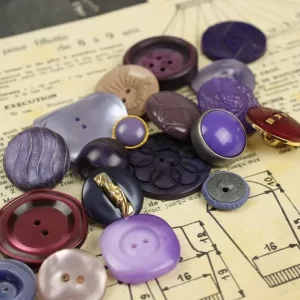 20個 紫色のボタンセット