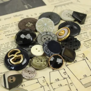 20個 モノトーンのボタンセット