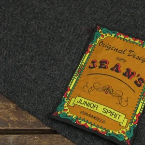 大きな刺繍タグ JEAN'S