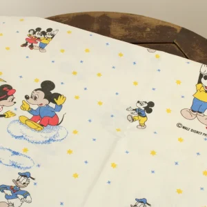 135*180 シーツ解体生地 ミッキー ミニー ドナルド お月様 カラー A