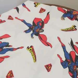 80*125 シーツ解体生地   スーパーマン 白 小柄