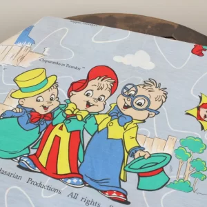 75*105 カーテン解体生地  アルビンとチップマンクス 水色 B