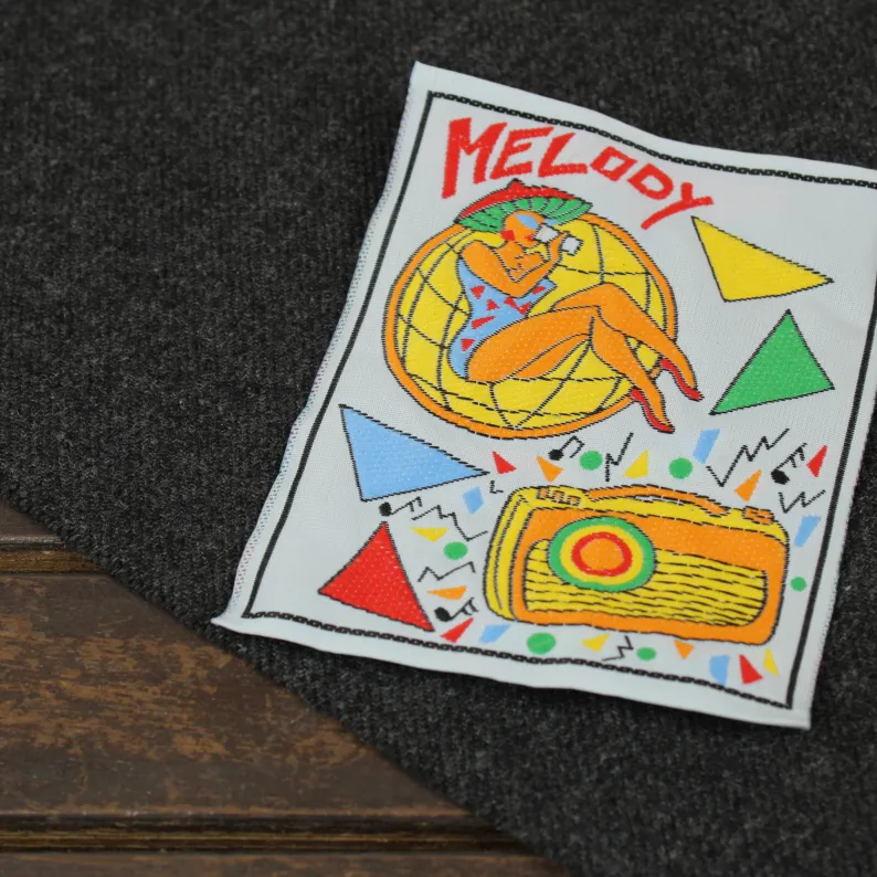 大きな刺繍タグ MELODY ラジオ