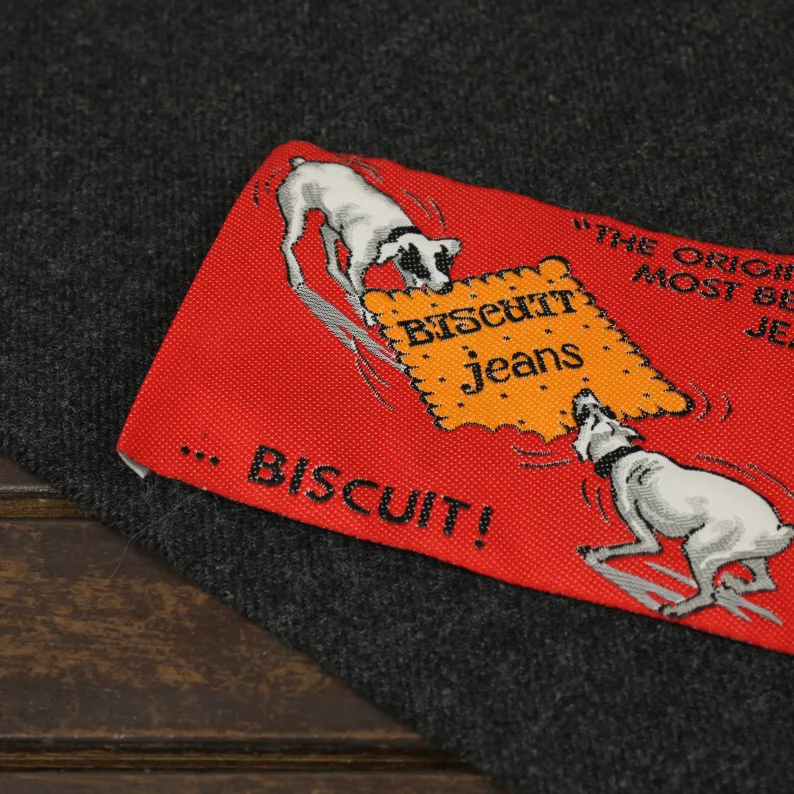 大きな刺繍タグ BISCUIT JEANS 犬