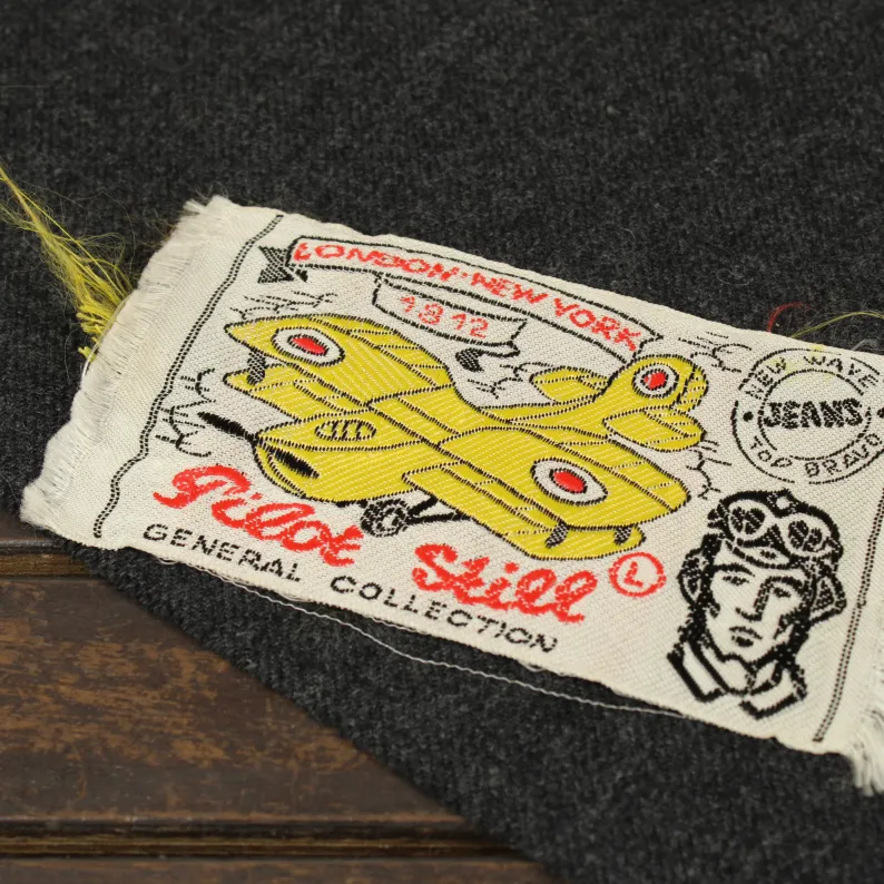 大きな刺繍タグ  パイロットスキル 飛行機