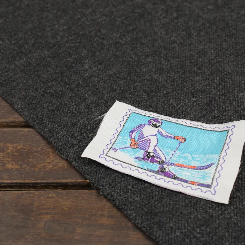 刺繍タグ スキー 切手