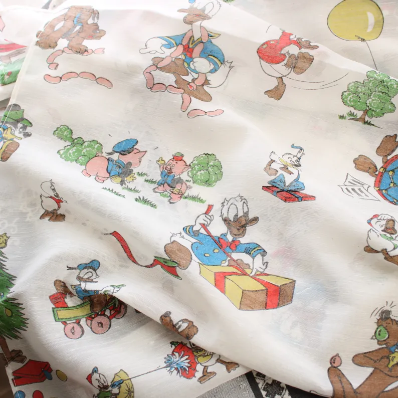 100*120 カーテン解体生地 ミッキー＆フレンズ ダックファミリー クリスマス