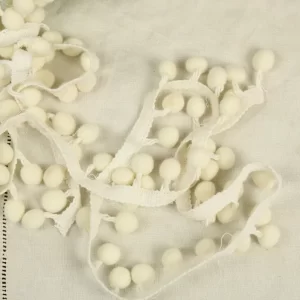 2,5cm幅  白いポンポン テープ ブレード