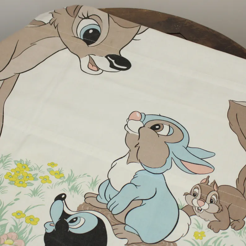 カーテン バンビ 大柄 レトロクラシック 白