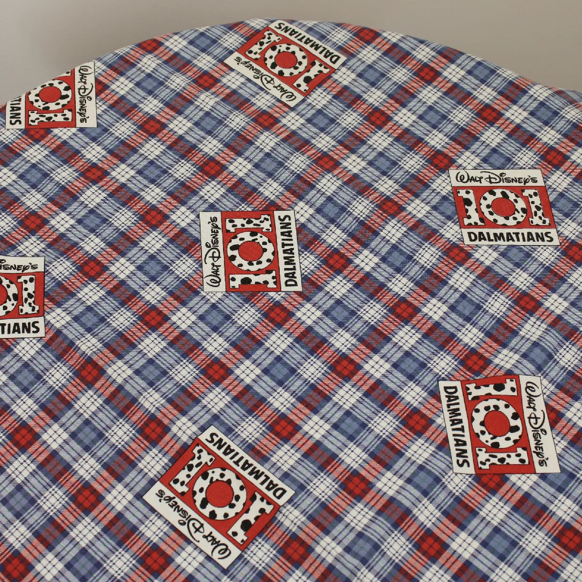 120*95 シーツ解体生地  101匹わんちゃん ロゴ タータンチェック 赤青