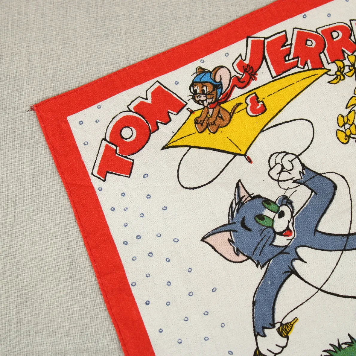 トム＆ジェリーのハンカチ カイト 赤