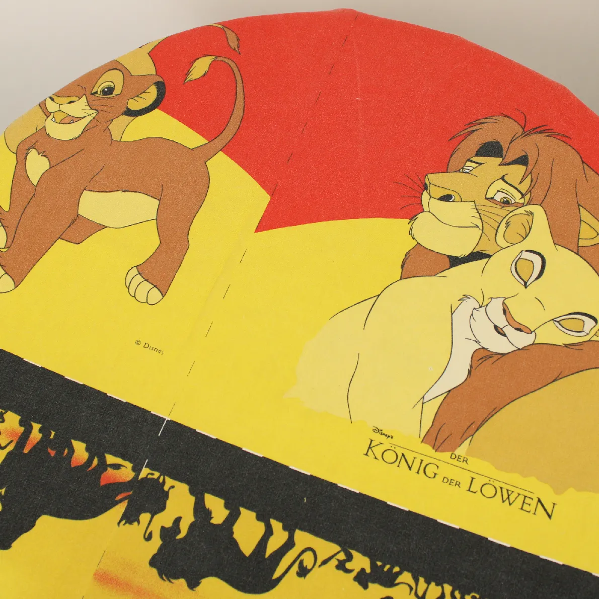 150*70 シーツ解体生地 パネル生地 シンバ ナラ シルエット 赤