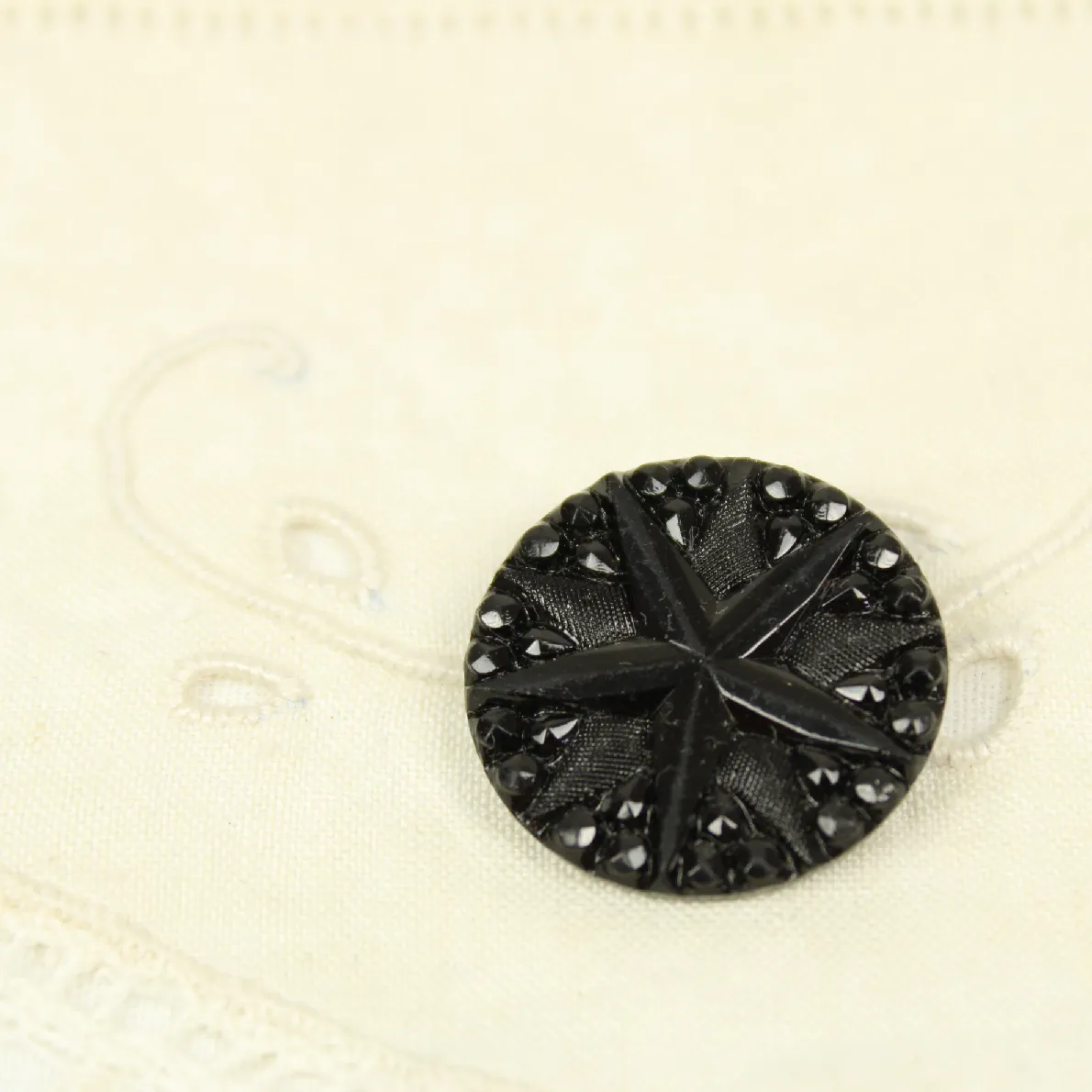 1個 27mm ブラックガラス 559
