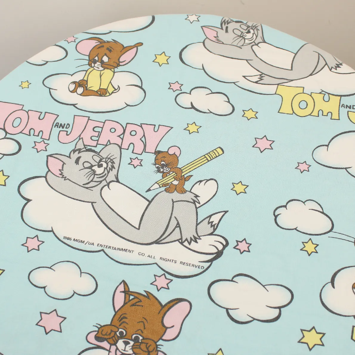 75*90 シーツ解体生地  トムとジェリー 水色 雲 星