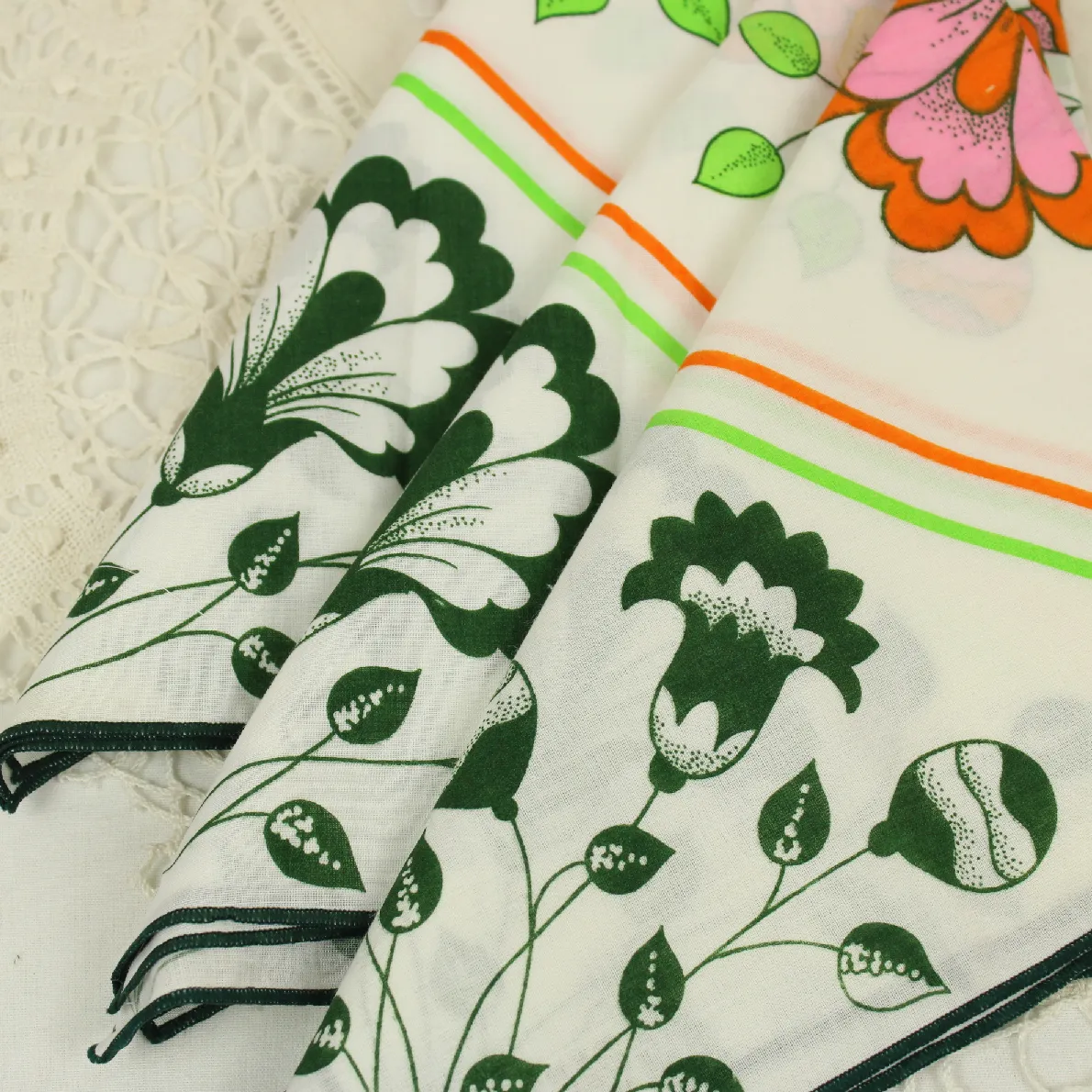 訳あり 1枚 レトロ 花 ランチクロス ナフキン グリーン オレンジ ピンク
