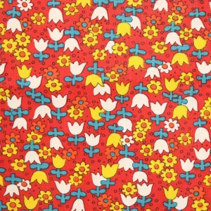 40*45 レトロ かわいい チューリップ 小花 赤