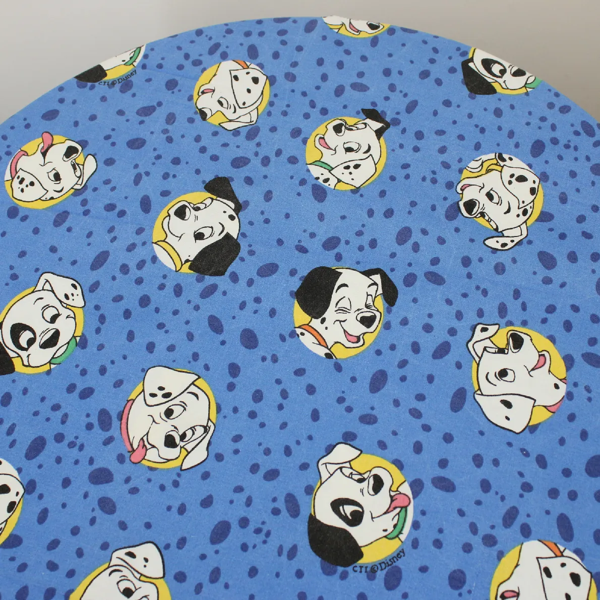 130*85 シーツ解体生地  101匹わんちゃん ぶち 小丸 ブルー