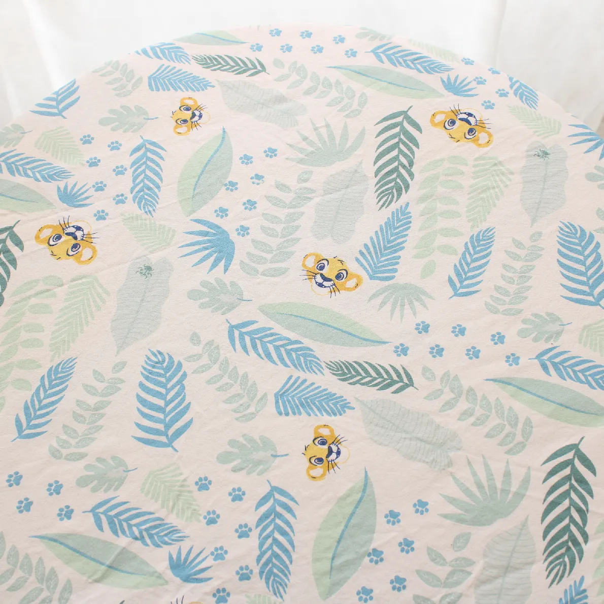 120*85 シーツ解体生地  シンバ 葉っぱ グリーン