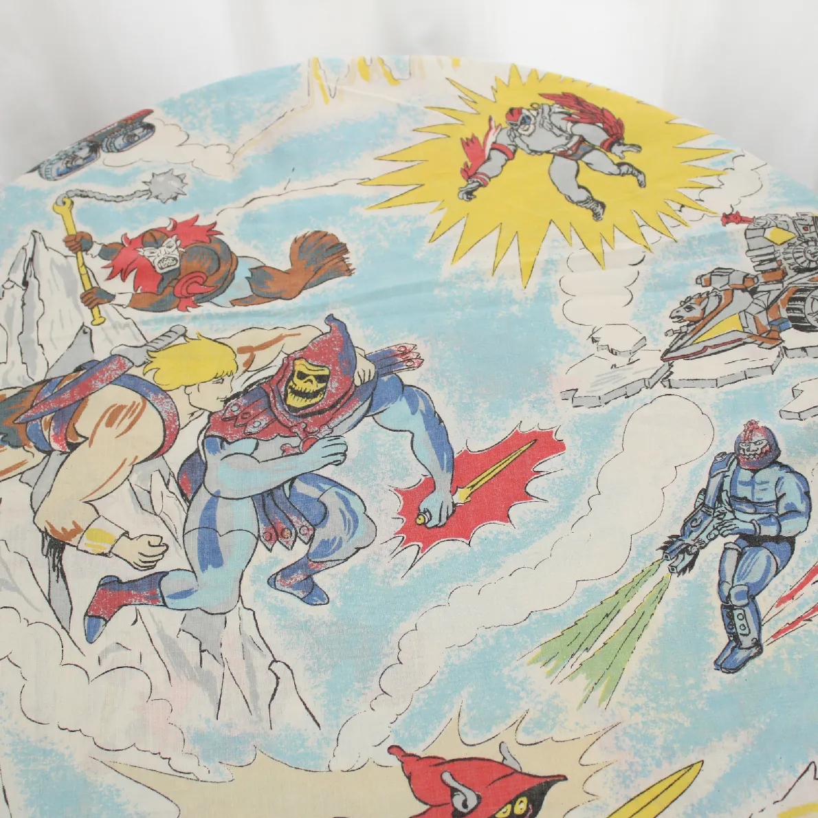 170*140 シーツ解体生地  Masters of The Universe ヒーマン