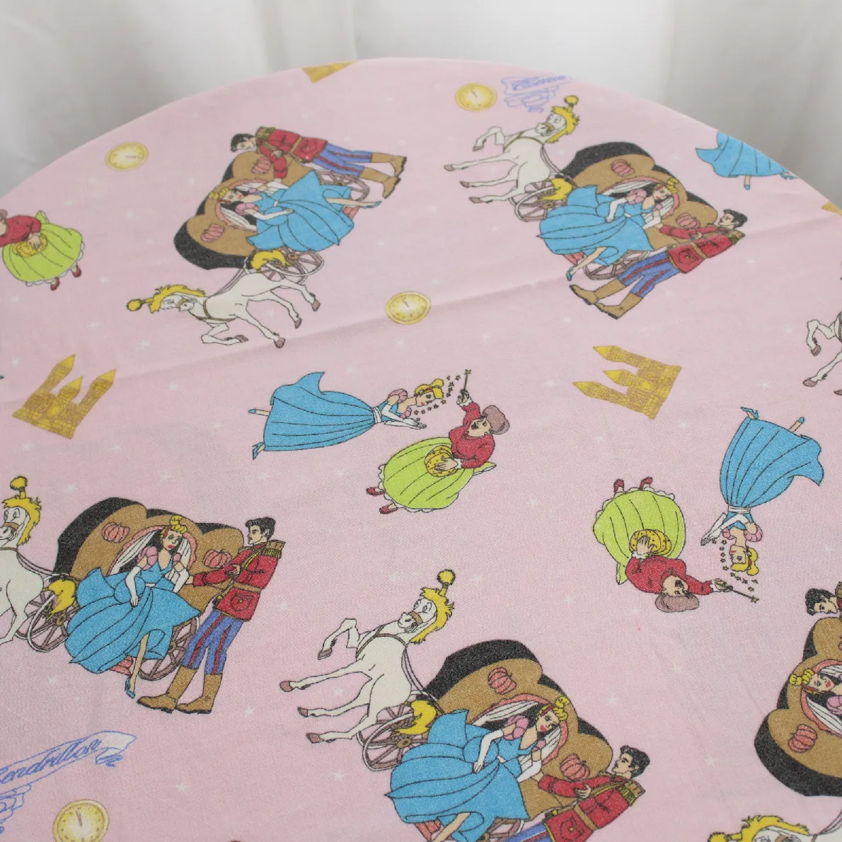 130*80 シーツ解体生地  レトロ シンデレラ ピンク 小柄