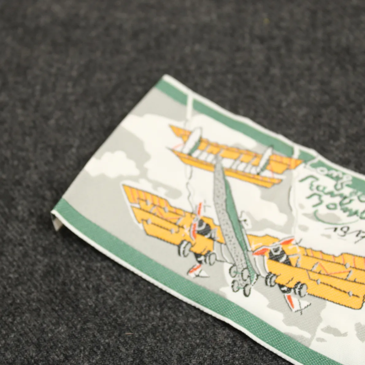 大きな刺繍タグ LONG RUNGE BOWLER