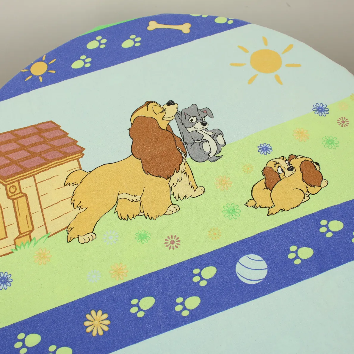 130*180 シーツ解体生地 わんわん物語 芝生 レディ＆トランプ