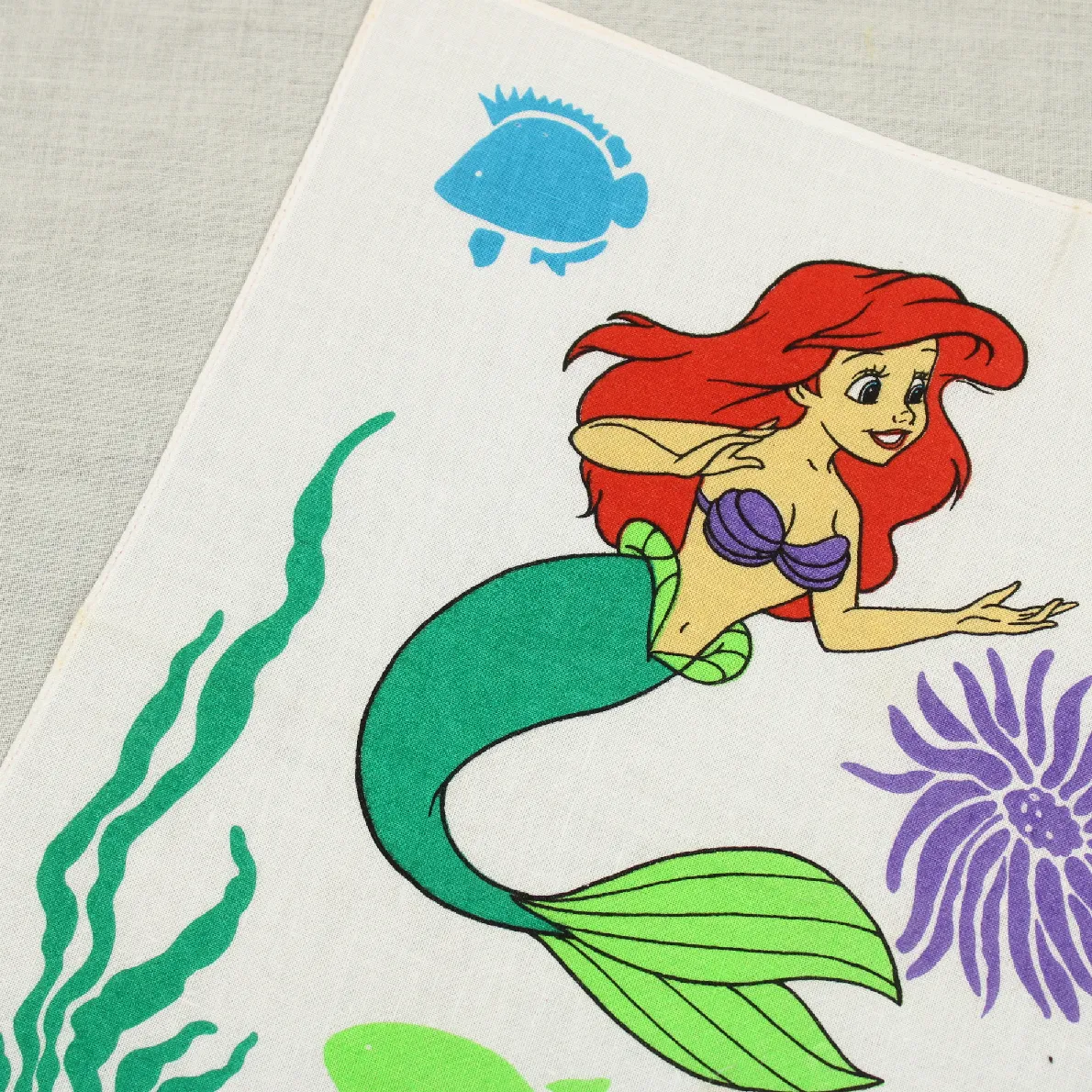 アリエルのハンカチ セバスチャン 白