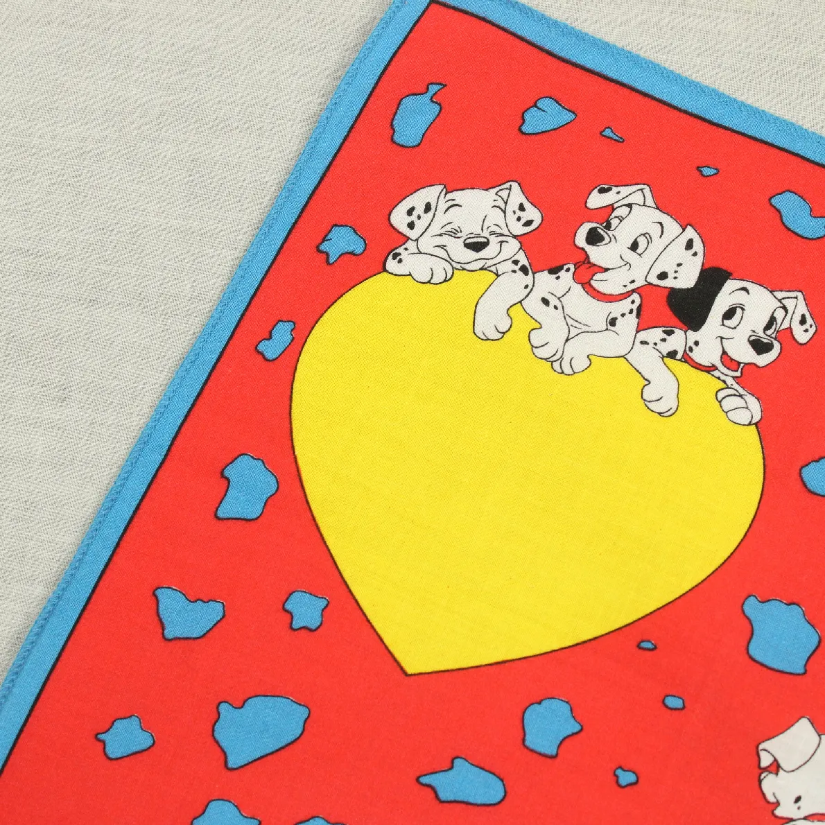 101匹わんちゃんのハンカチ ハート 赤