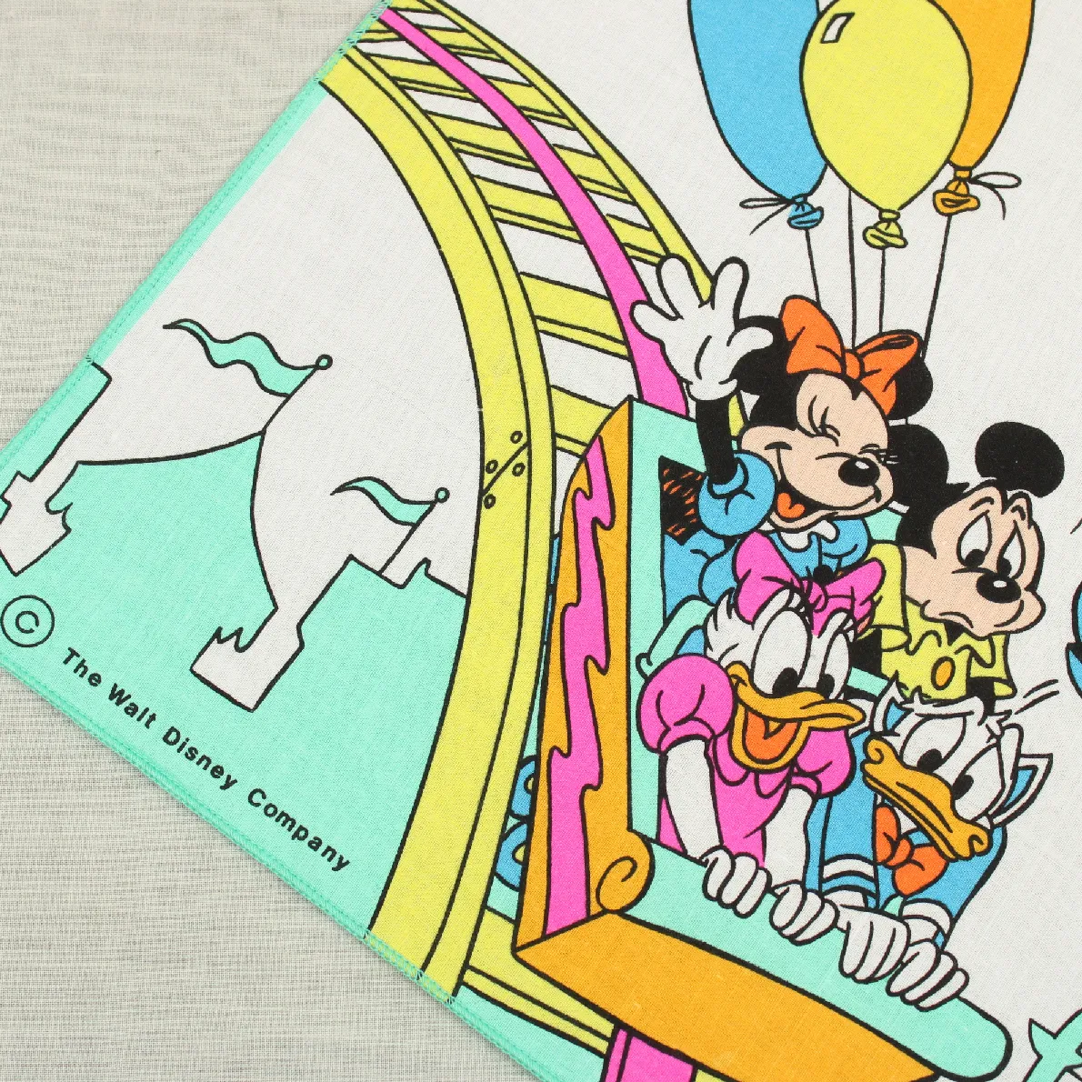 ミッキー＆フレンズのハンカチ ジェットコースター グリーン