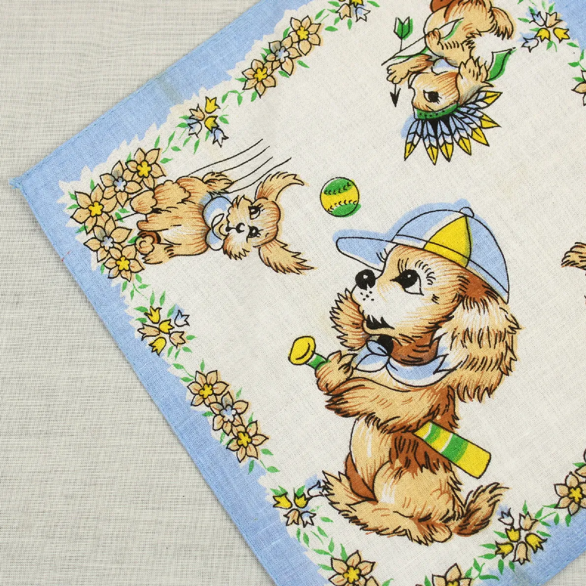 レトロハンカチ 子イヌ 花 ブルー