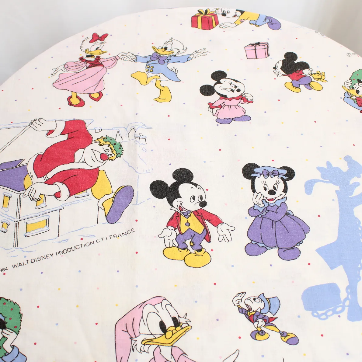 ベビーフラット シーツ解体生地 ミッキー ミニー ドナルド スクルージ クリスマスキャロル