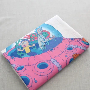 155*210 シーツ解体生地  リック＆モーティ UFO ピンク