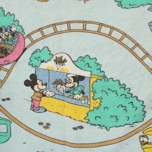 85*120 シーツ解体生地  ミッキー ミニー 遊園地 ブルー